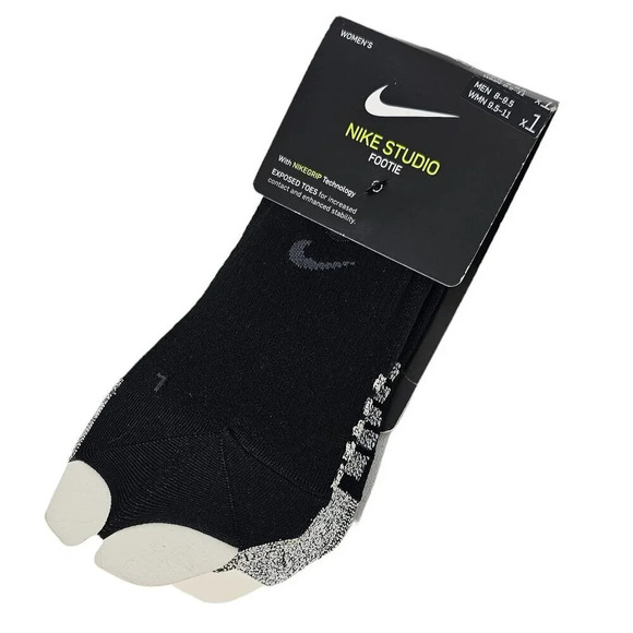 Nike Studio Footie Socks Size 9.5-11 Womens  Nike Grip Bottoms NWT - Picture 1 of 4